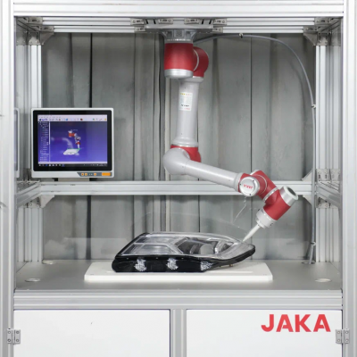 Кобот Jaka Zu 7